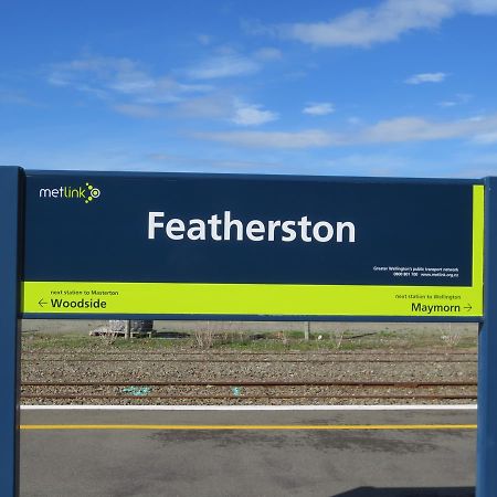 Empire Hotel Featherston Esterno foto